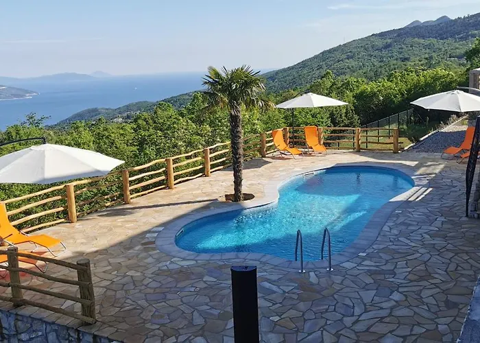 Villa Bora Moscenicka Draga Bed&Breakfast